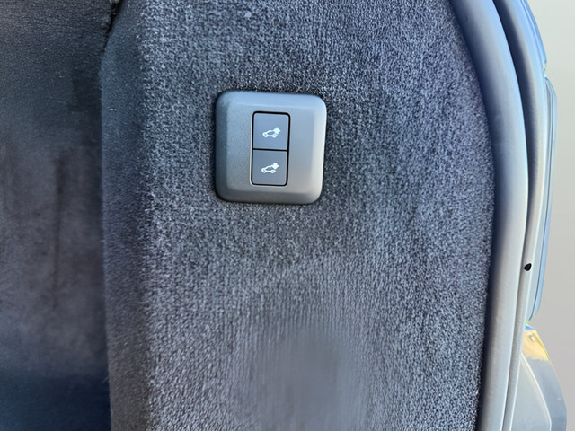 Used 2021 Land Rover Range Rover Sport HSE Silver Edition AWD/4WD image 28