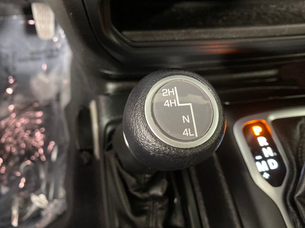 Used 2018 Jeep Wrangler Sport S image 20