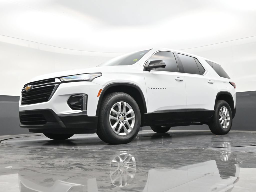 Used 2023 Chevrolet Traverse LS FWD image 20