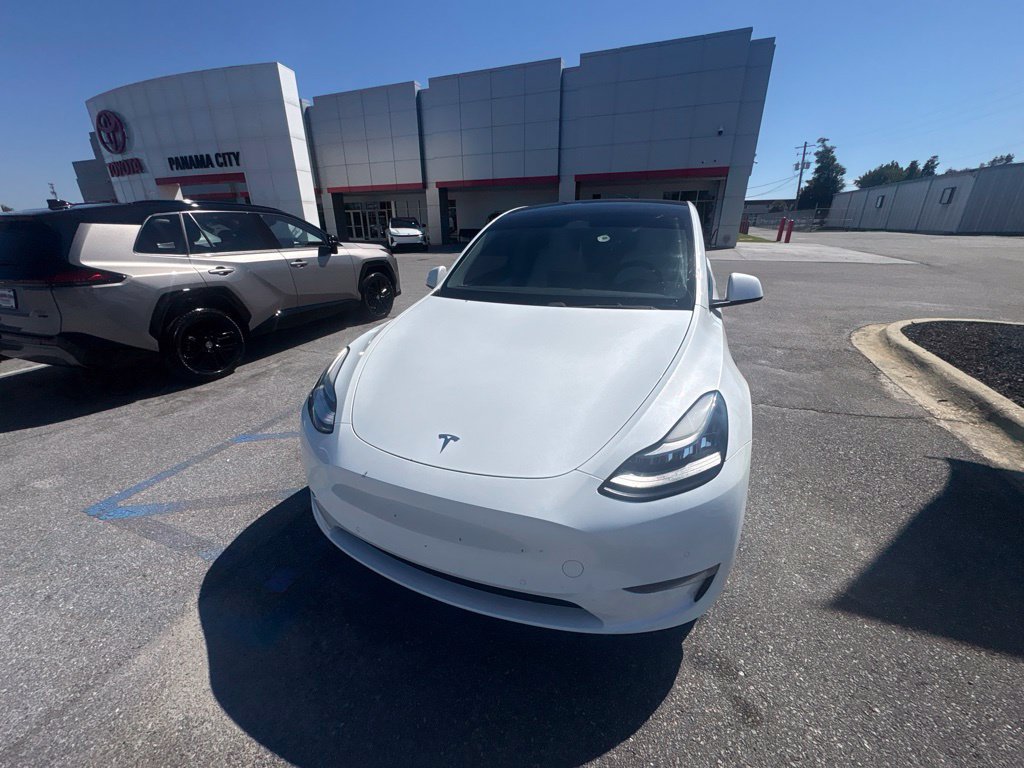 Used 2021 Tesla Model Y Long Range AWD/4WD image 11