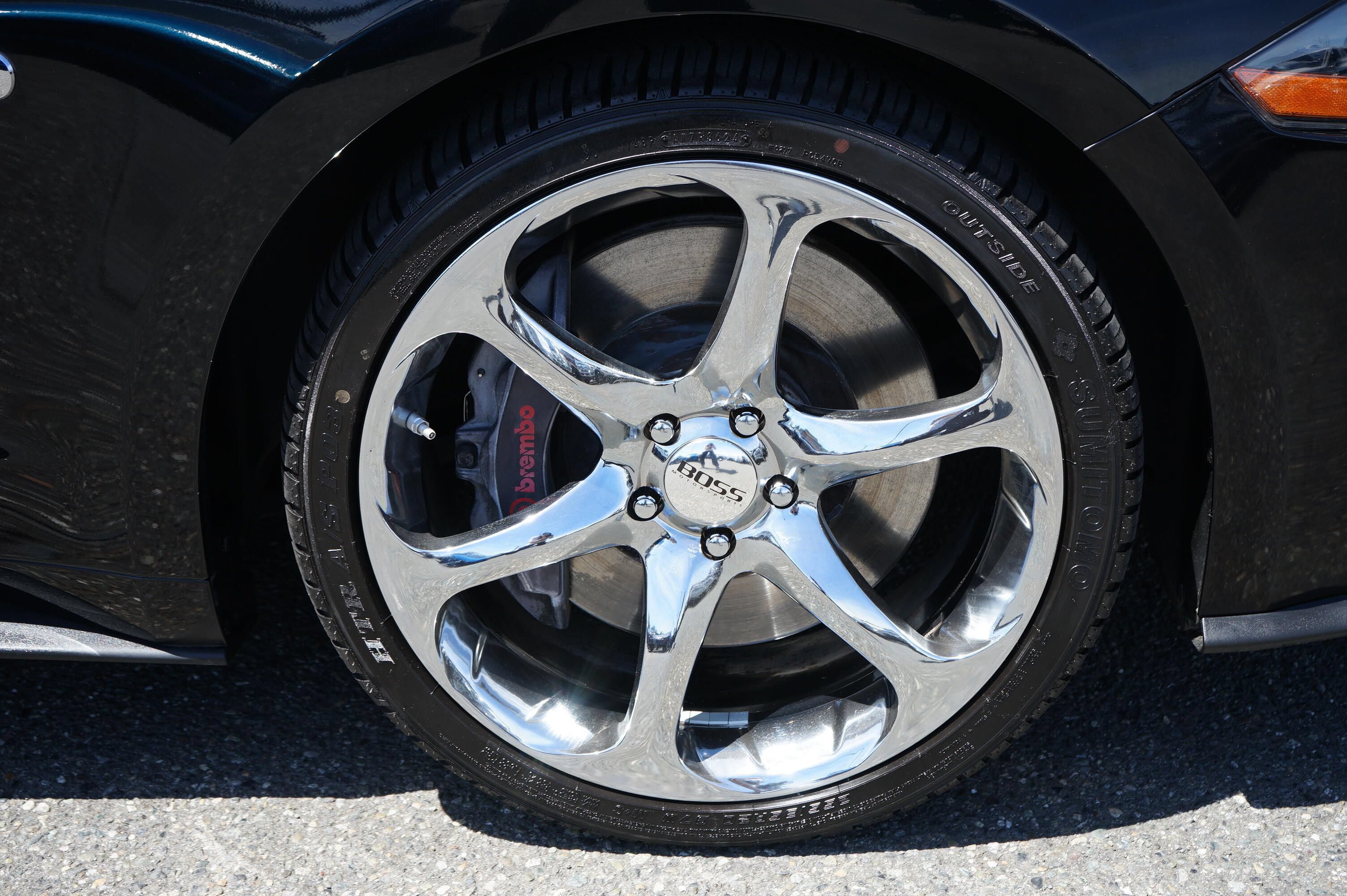 Used 2018 Ford Mustang GT Premium w/ GT Performance Package RWD image 8