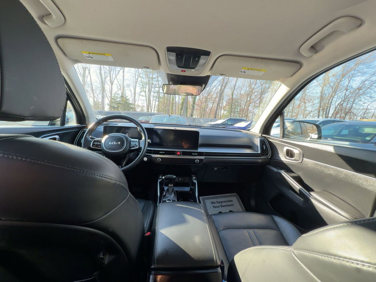 Used 2024 Kia Sorento S image 28