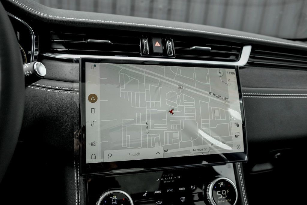 New 2026 Jaguar F-PACE R-Dynamic S image 13