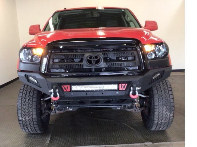 Used 2012 Toyota Tundra 4x4 CrewMax w/ Tow Pkg image 2