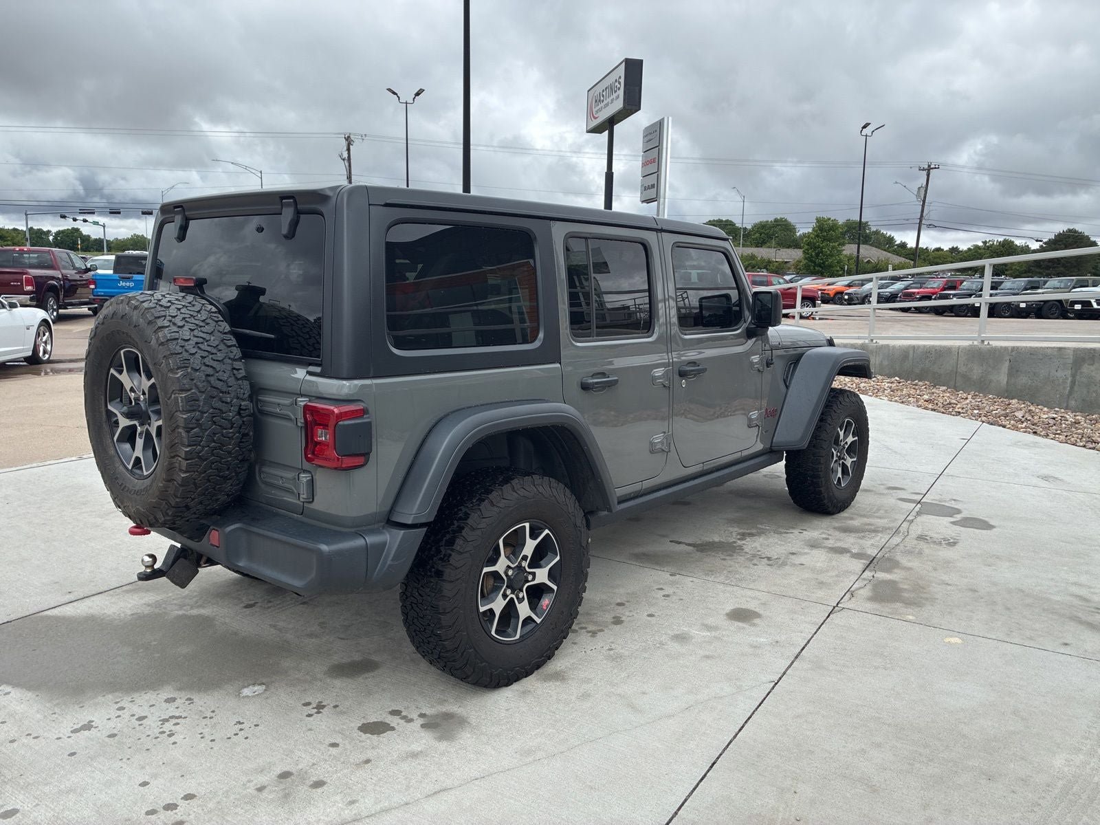 Used 2019 Jeep Wrangler Unlimited Rubicon w/ LED Lighting Group AWD/4WD image 7