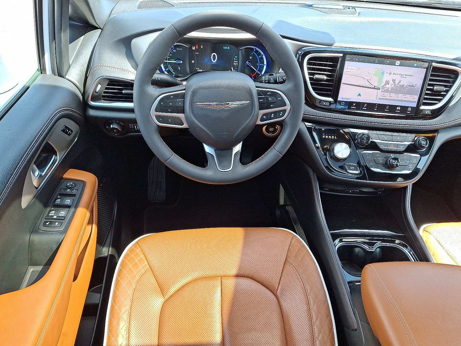 Certified 2024 Chrysler Pacifica Pinnacle image 11