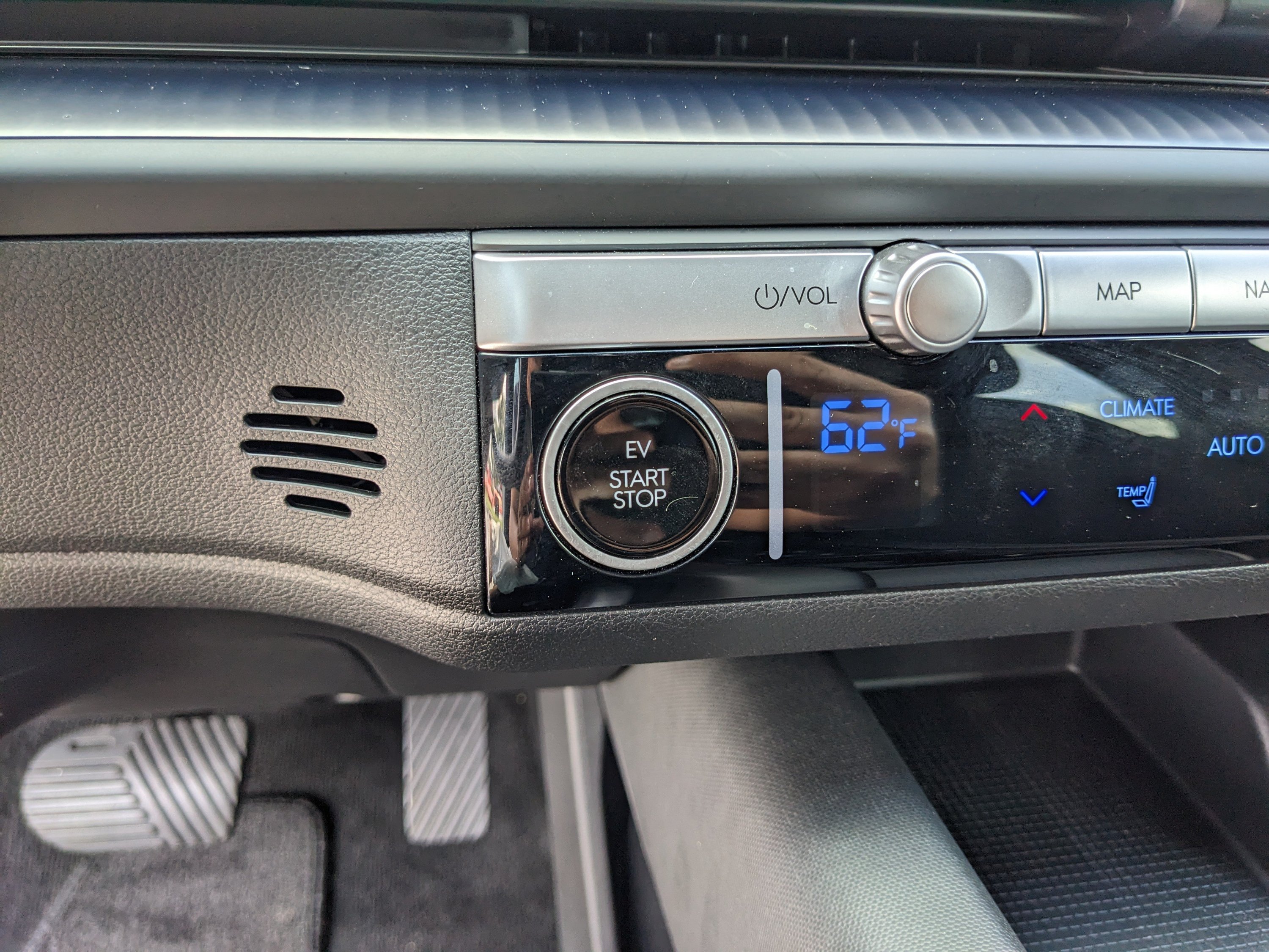 Used 2023 Hyundai Ioniq 6 SE RWD image 26
