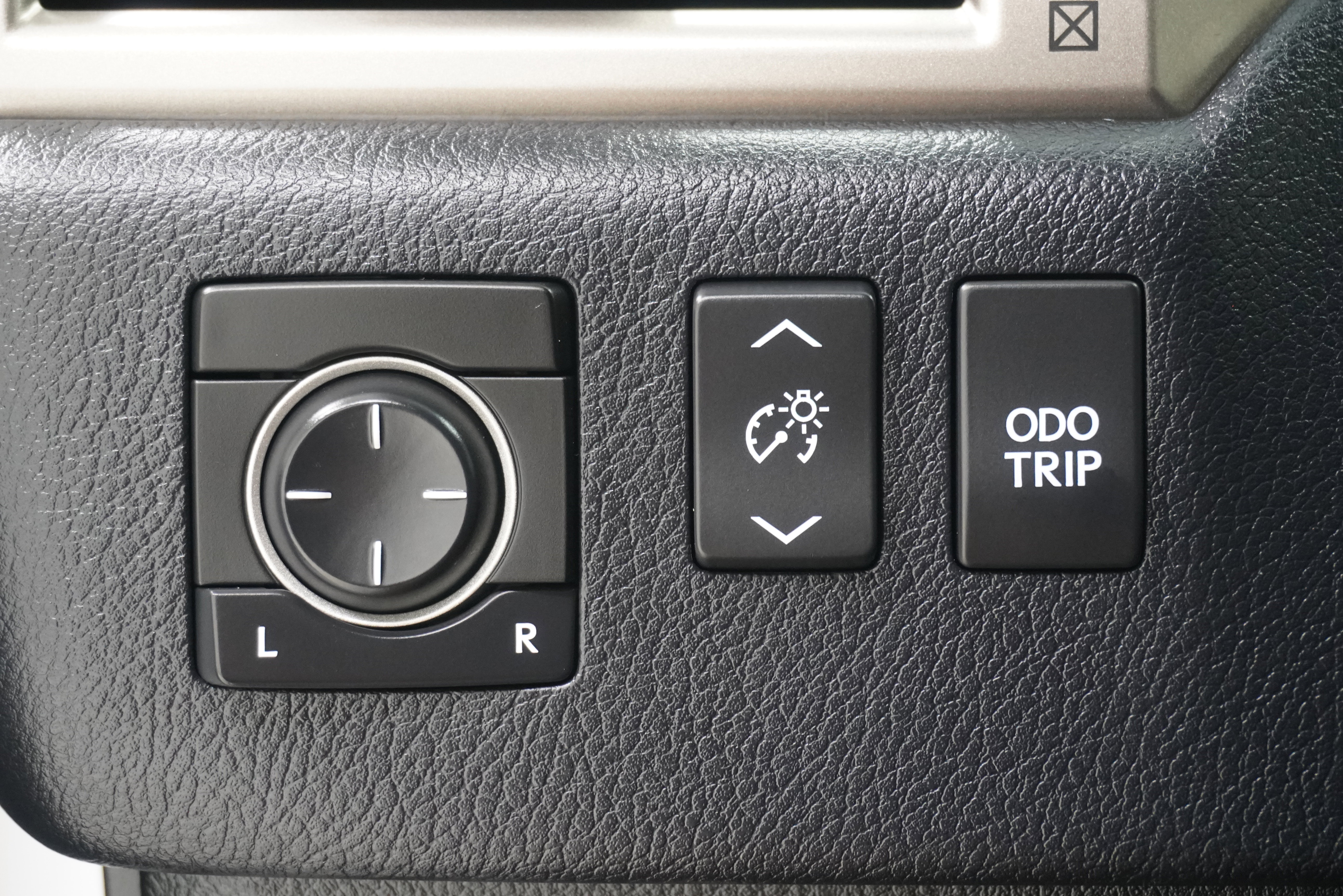 Used 2014 Lexus GX 460 AWD/4WD image 28