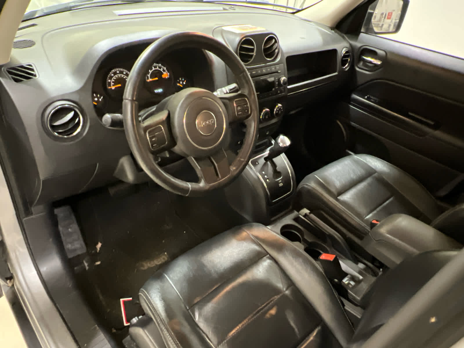 Used 2017 Jeep Patriot High Altitude image 12