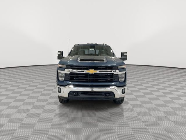 New 2025 Chevrolet Silverado 3500 LT w/ Safety Package AWD/4WD image 3