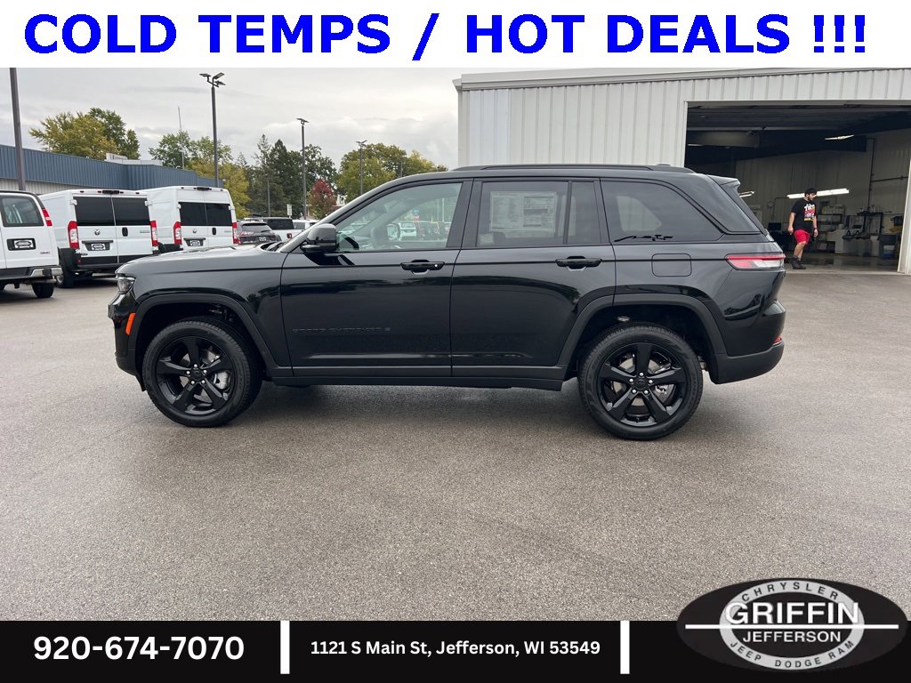 New 2025 Jeep Grand Cherokee Limited w/ Luxury Tech Group II image 18