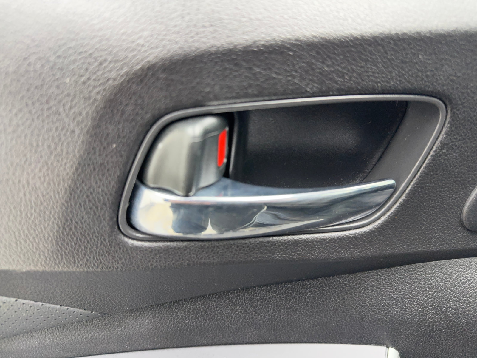Used 2016 Honda CR-V Touring image 30