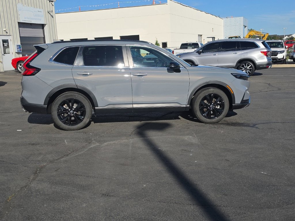 Used 2025 Honda CR-V Sport Touring image 11