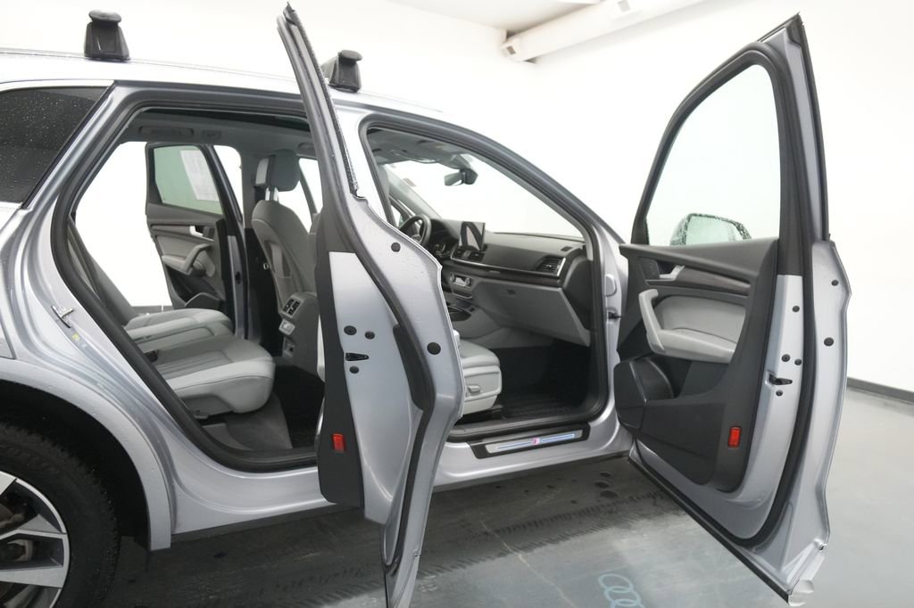 Used 2022 Audi Q5 2.0T Premium AWD/4WD image 30