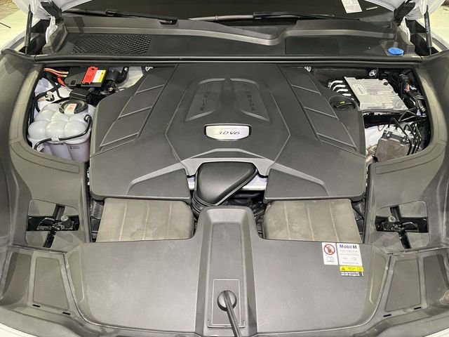 Used 2023 Porsche Cayenne AWD/4WD image 23
