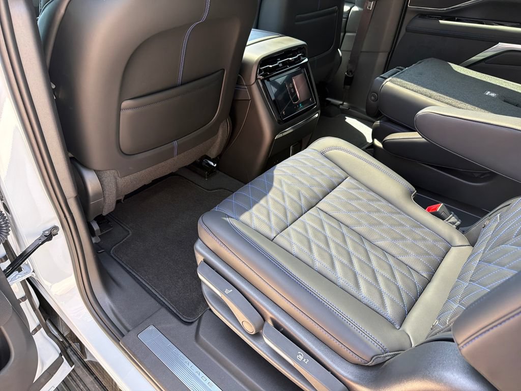 New 2026 Cadillac Escalade IQL Sport 1 AWD/4WD image 37