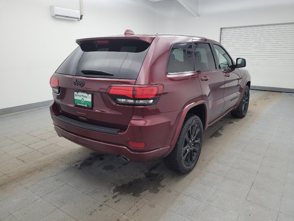 Used 2018 Jeep Grand Cherokee Altitude image 9