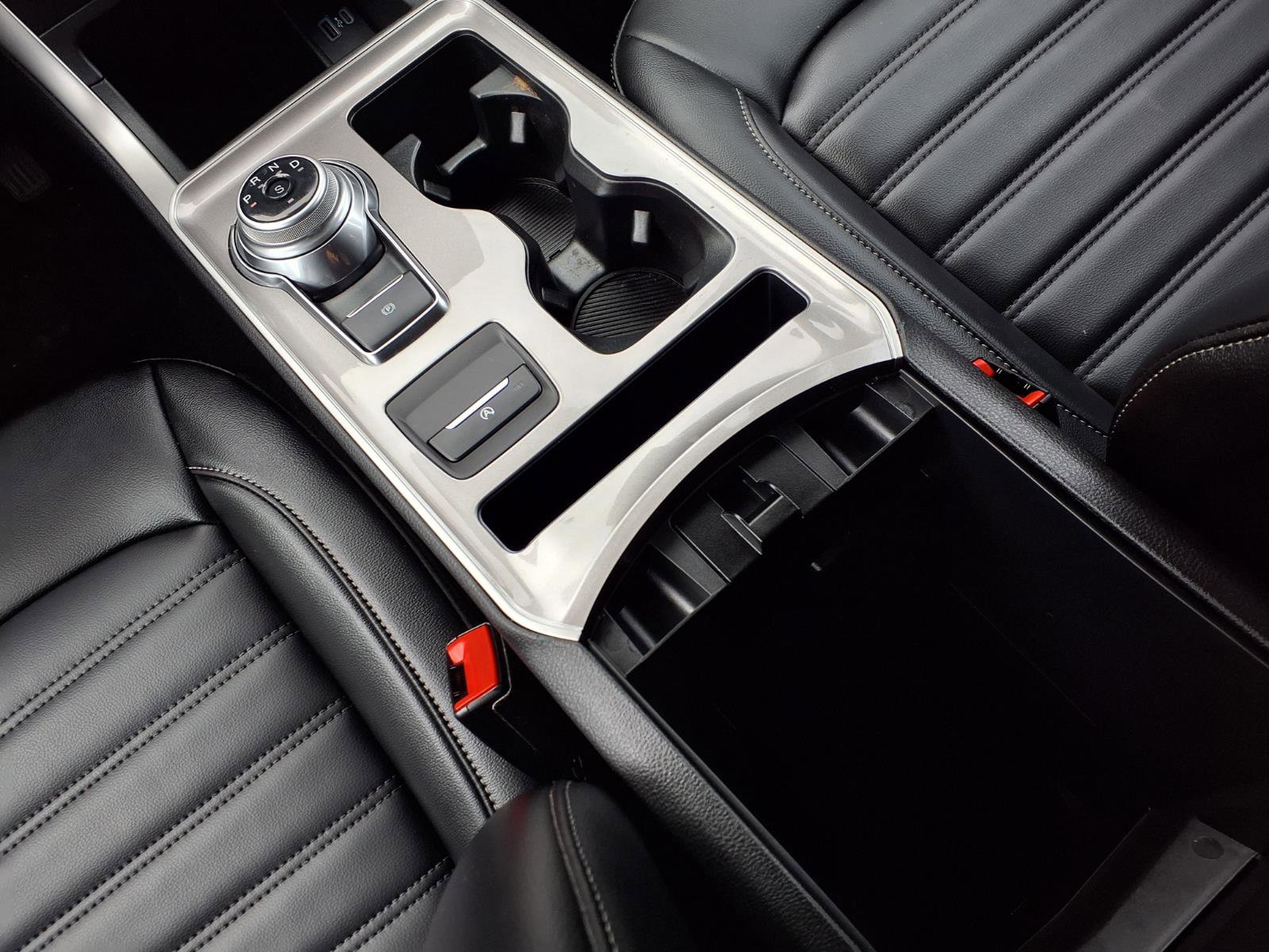 Certified 2024 Ford Edge SEL w/ Convenience Package image 13