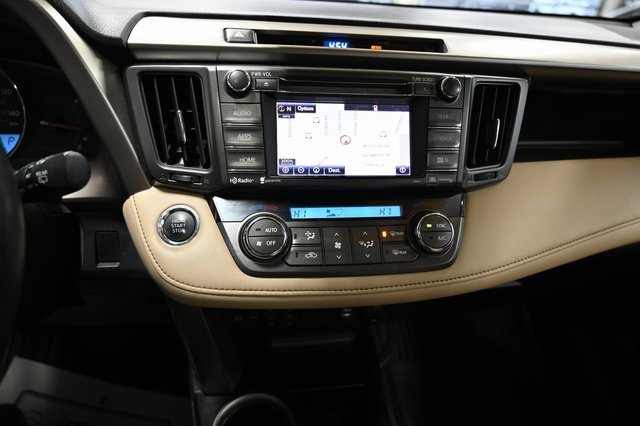 Used 2014 Toyota RAV4 Limited image 15