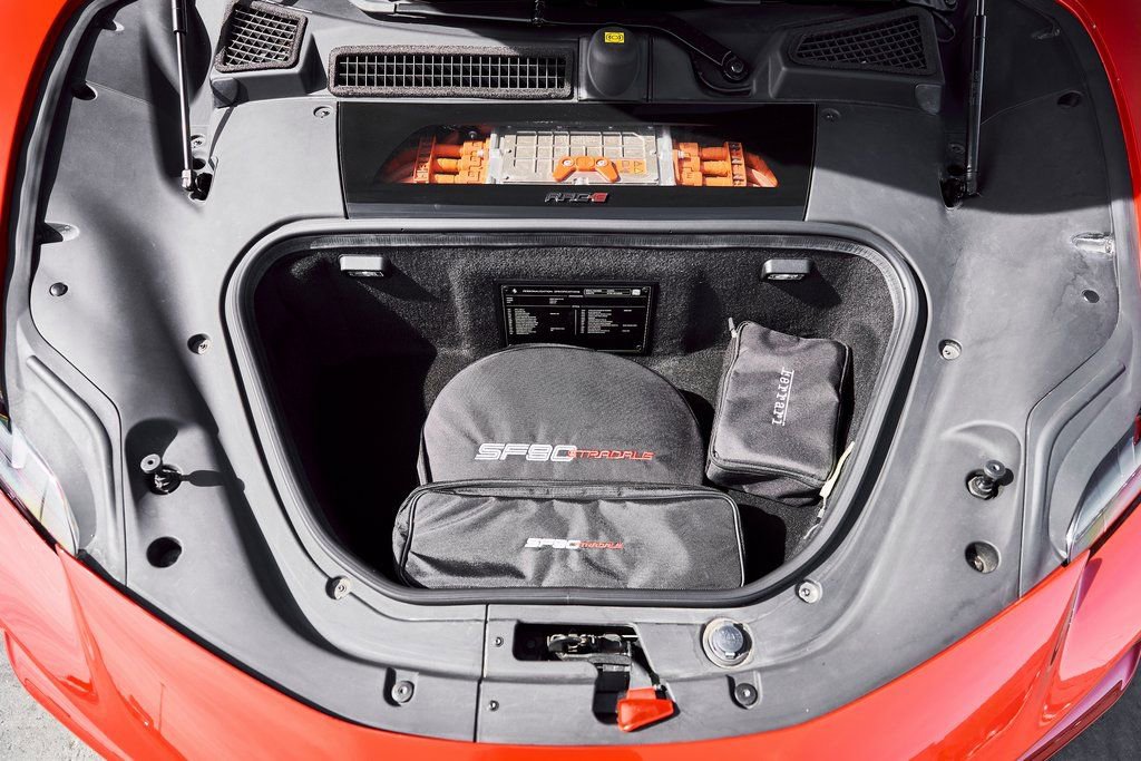 Used 2021 Ferrari SF90 Stradale image 18