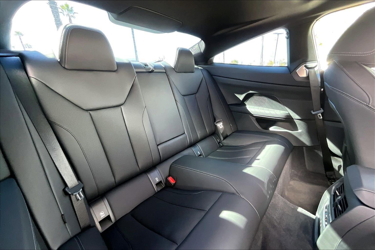 Used 2022 BMW 430i Coupe w/ Convenience Package image 27