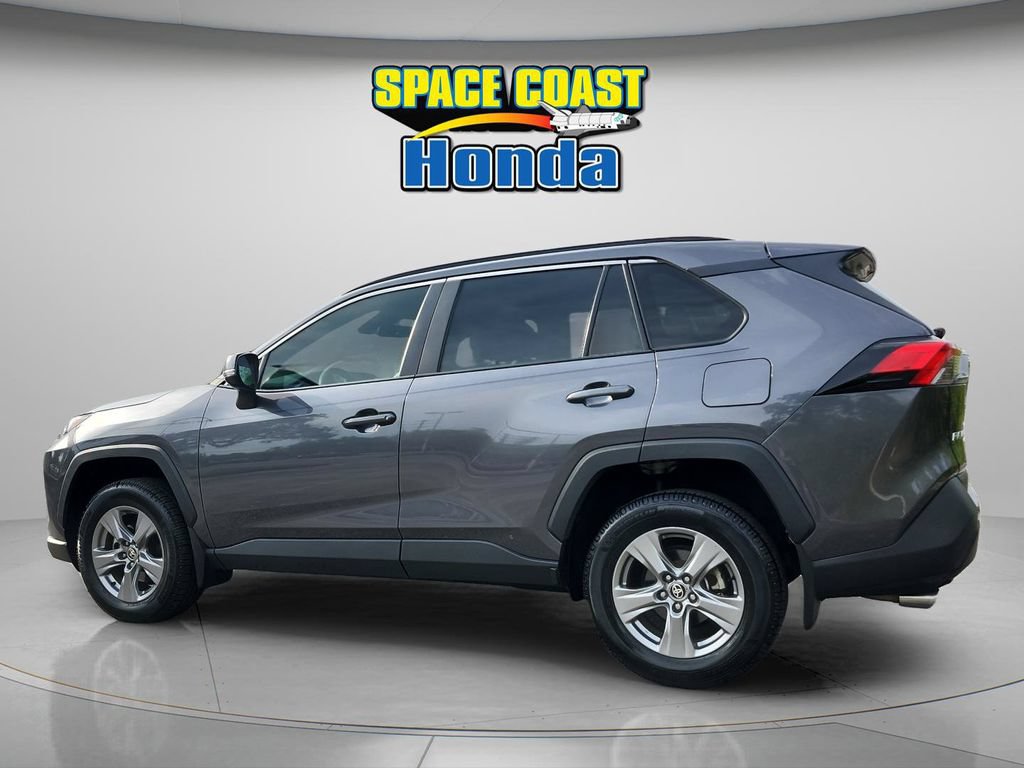 Used 2024 Toyota RAV4 XLE w/ Convenience Package FWD image 11