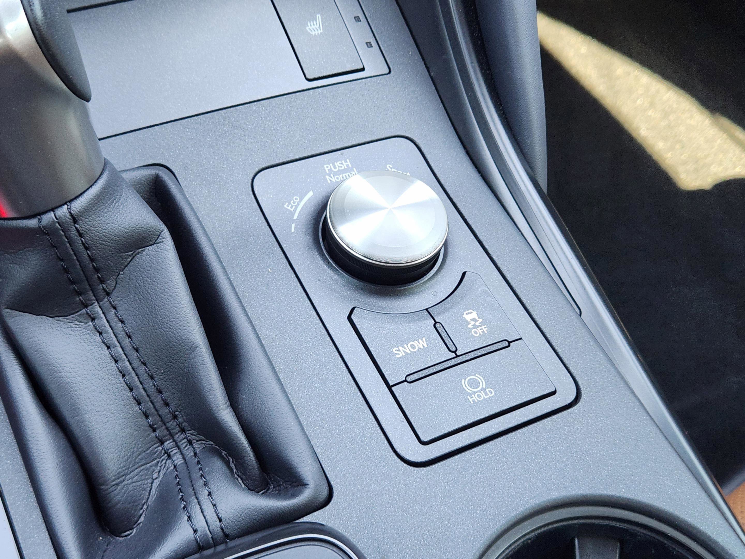 Used 2024 Lexus IS 300 F Sport RWD image 16