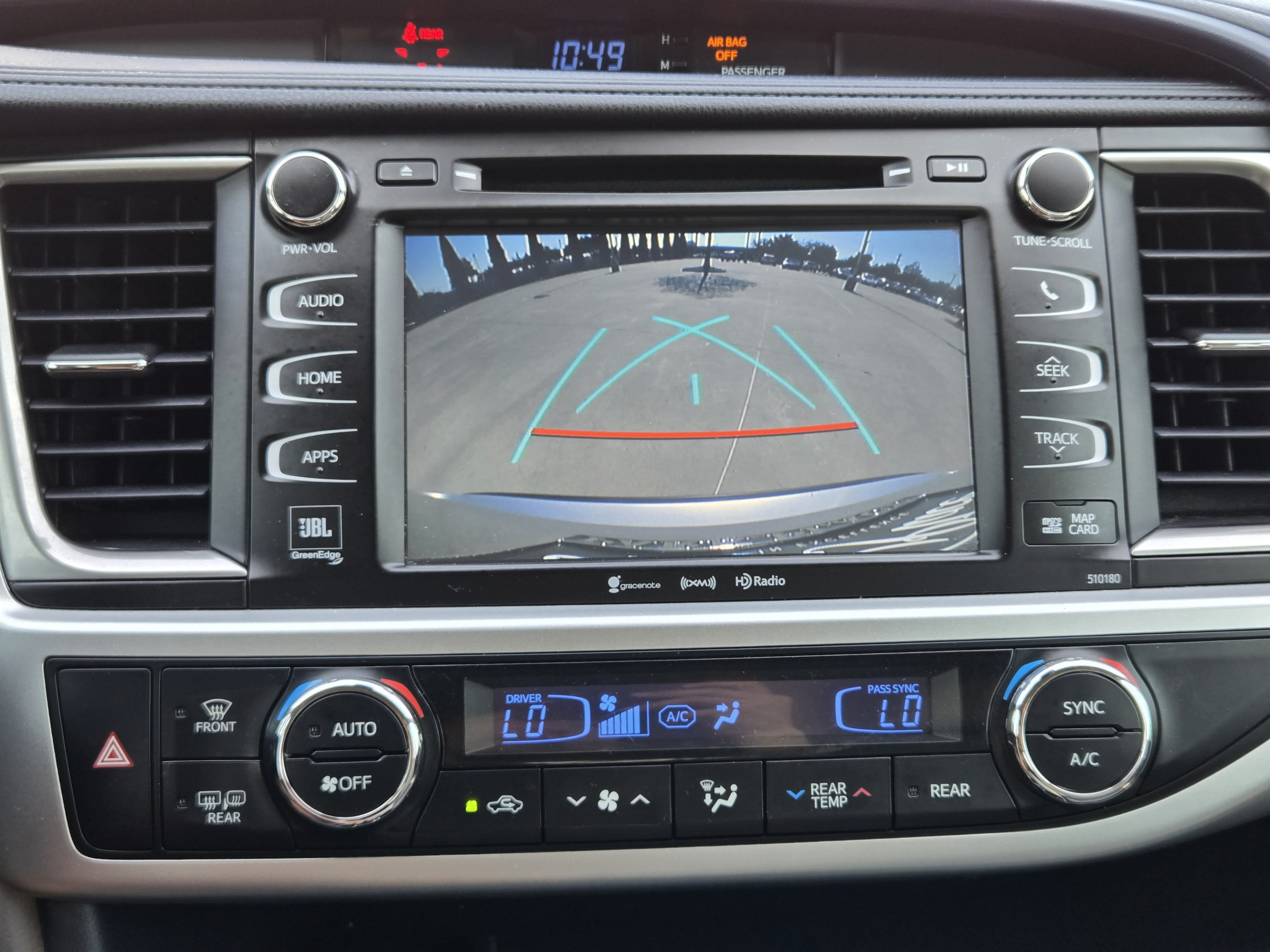 Used 2018 Toyota Highlander Limited FWD image 13