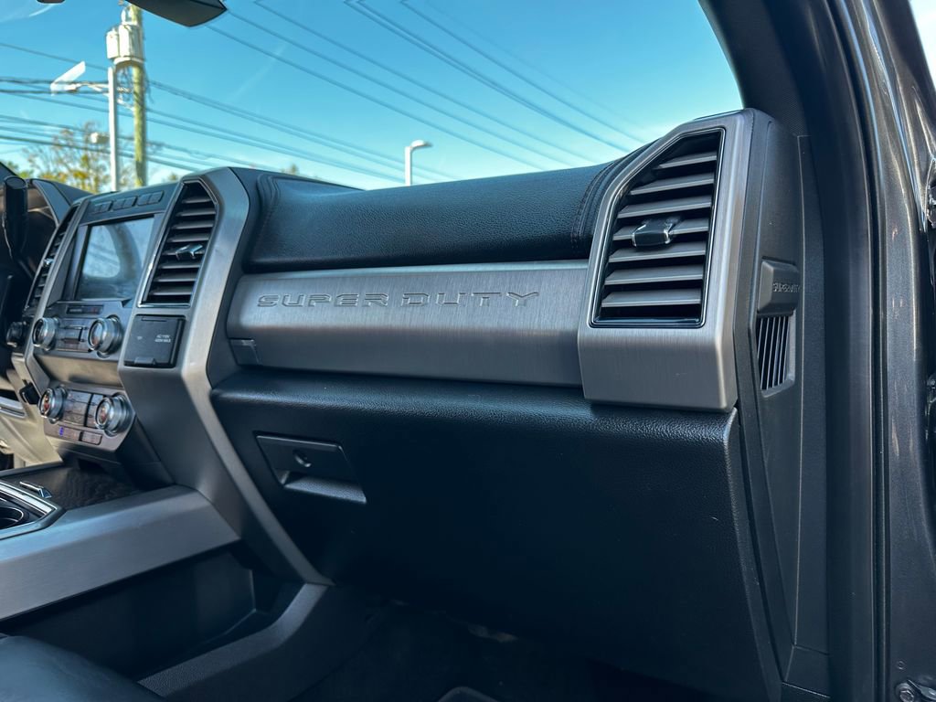 Used 2019 Ford F250 Platinum w/ Platinum Ultimate Package image 39