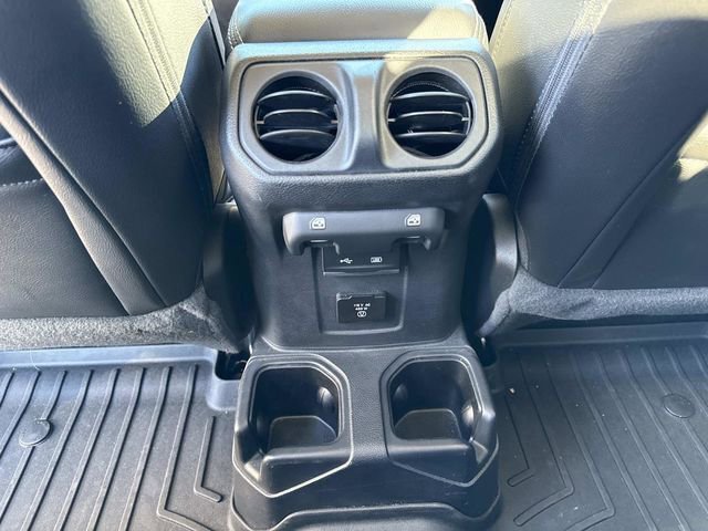 Used 2020 Jeep Gladiator Overland w/ Safety Group image 31