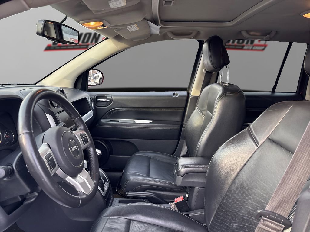 Used 2017 Jeep Compass High Altitude image 9