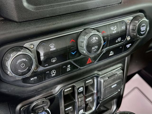 Used 2021 Jeep Wrangler Unlimited Rubicon AWD/4WD image 15