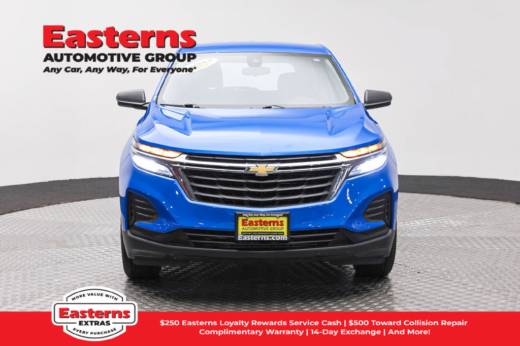 Used 2024 Chevrolet Equinox LS AWD/4WD image 3