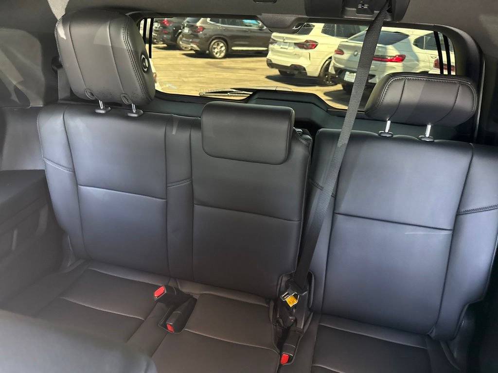 Used 2025 Toyota Sequoia Limited w/ Tow Technology Package AWD/4WD image 14