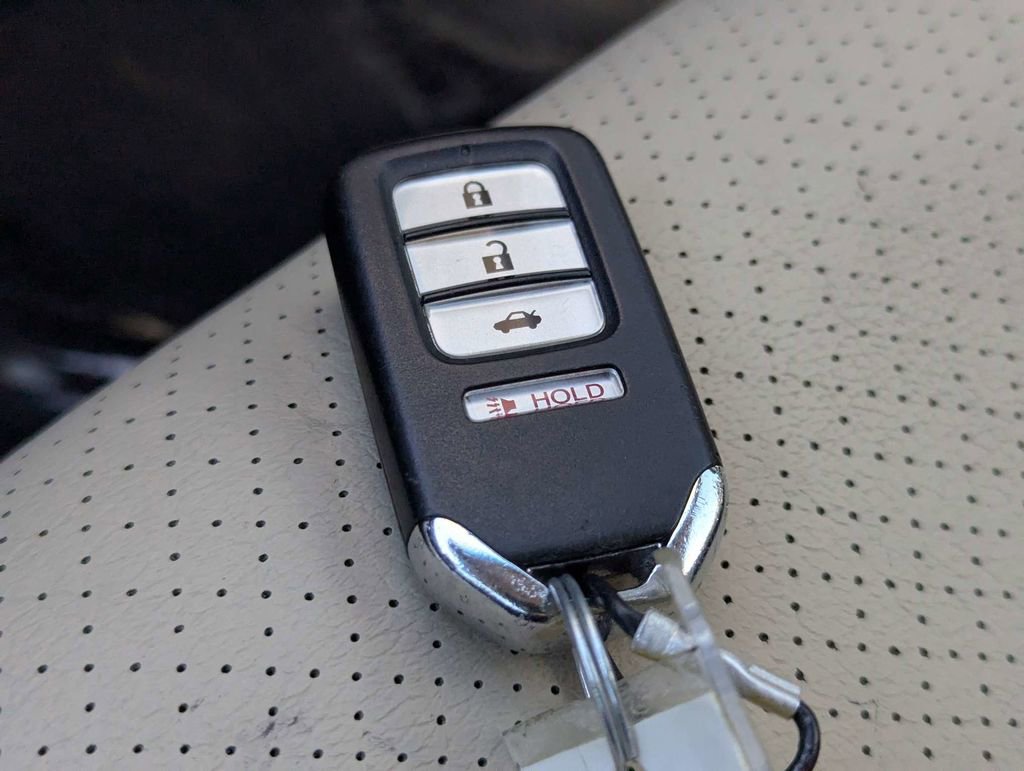 Used 2015 Honda Accord EX-L image 29