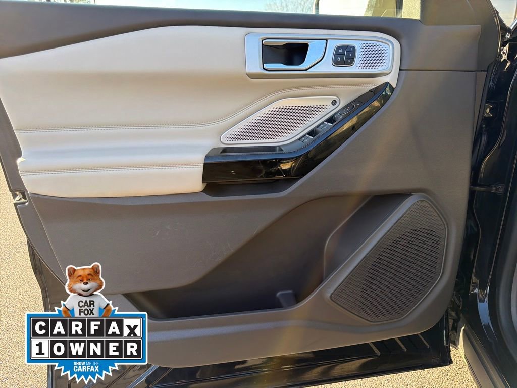 Used 2022 Ford Explorer Platinum w/ Equipment Group 601A image 31