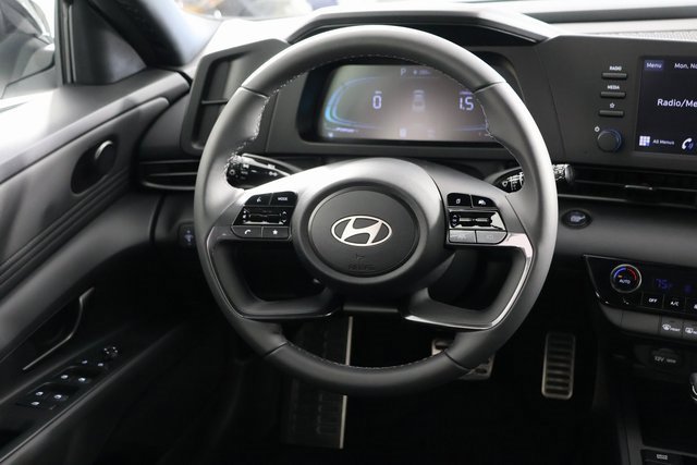Certified 2025 Hyundai Elantra Sport image 10