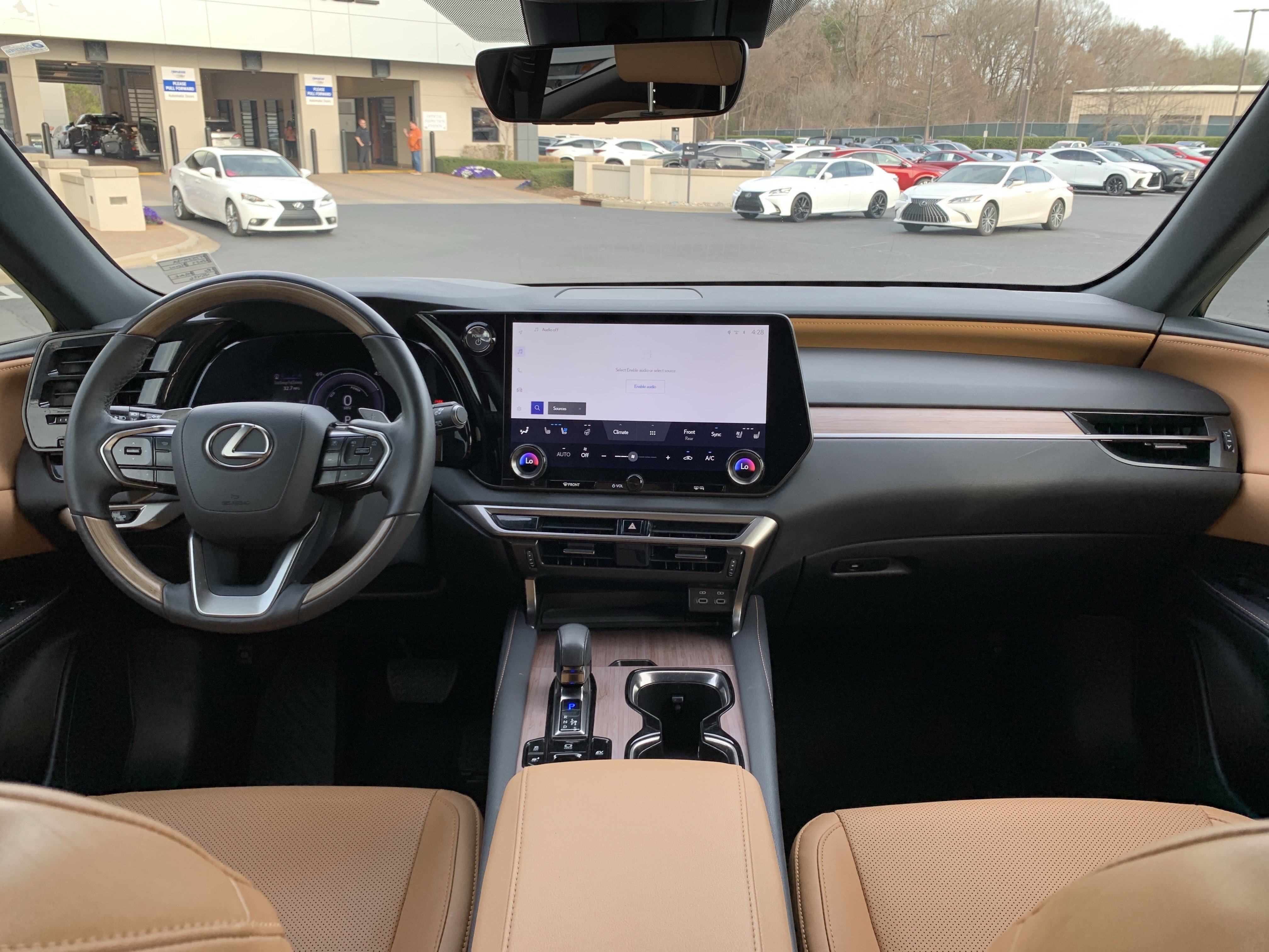 Certified 2023 Lexus RX 350h w/ Cold Area Package image 30