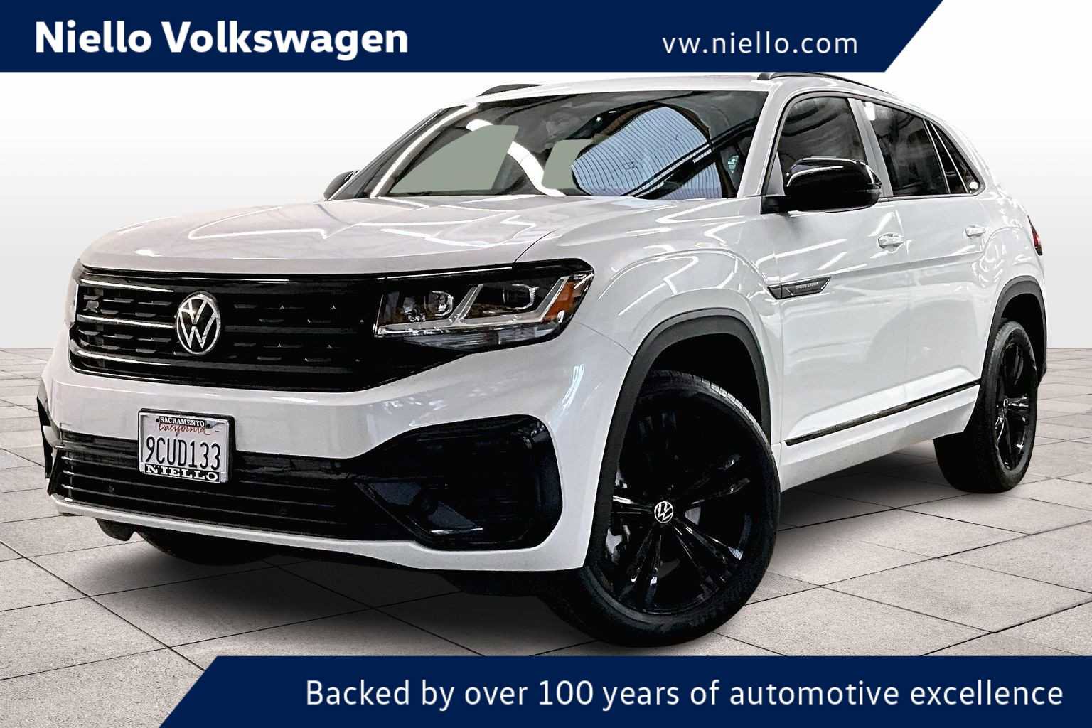 Used 2022 Volkswagen Atlas Cross Sport SEL R-Line image 1