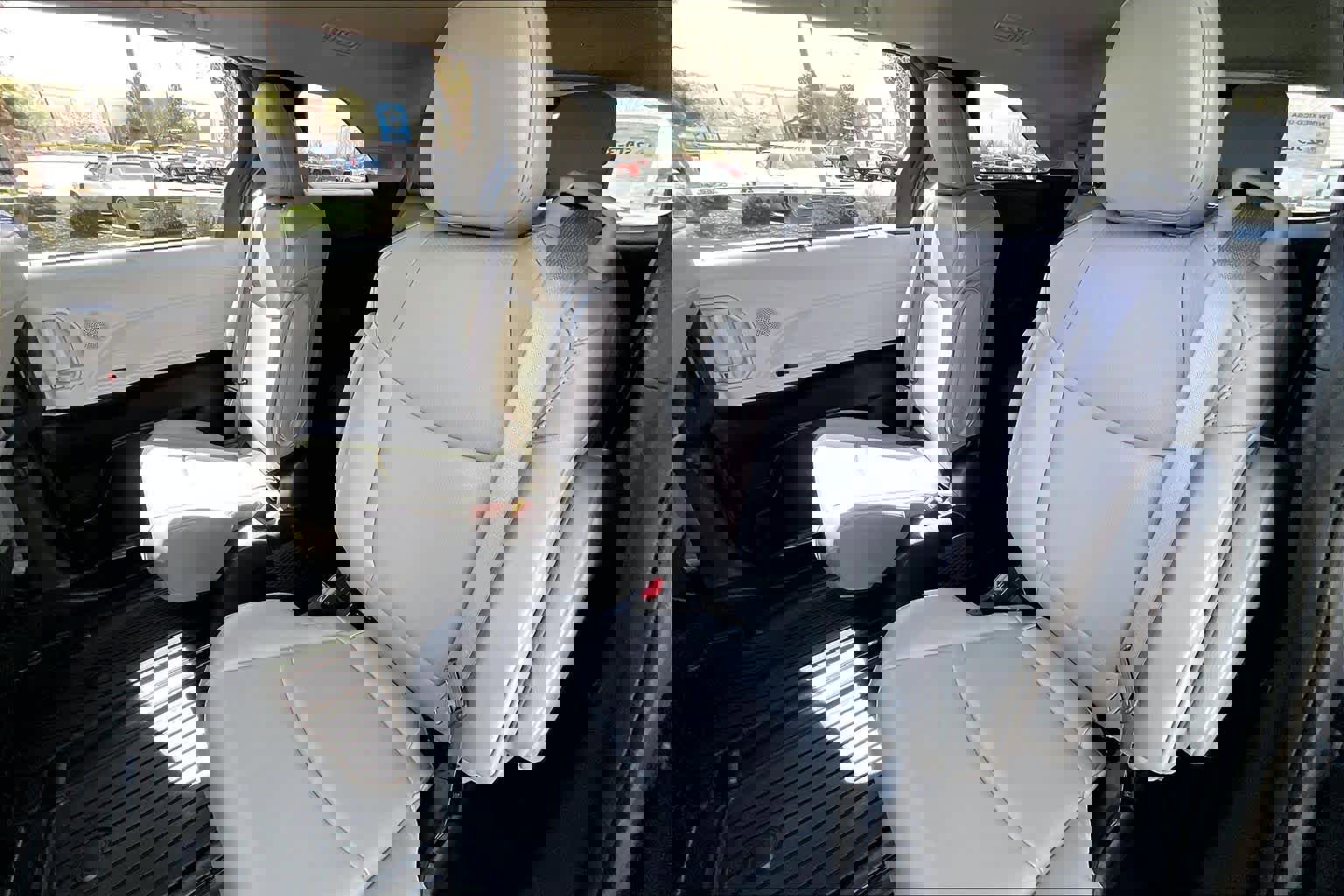 Certified 2025 Toyota Sienna XLE w/ XLE Plus Package image 21