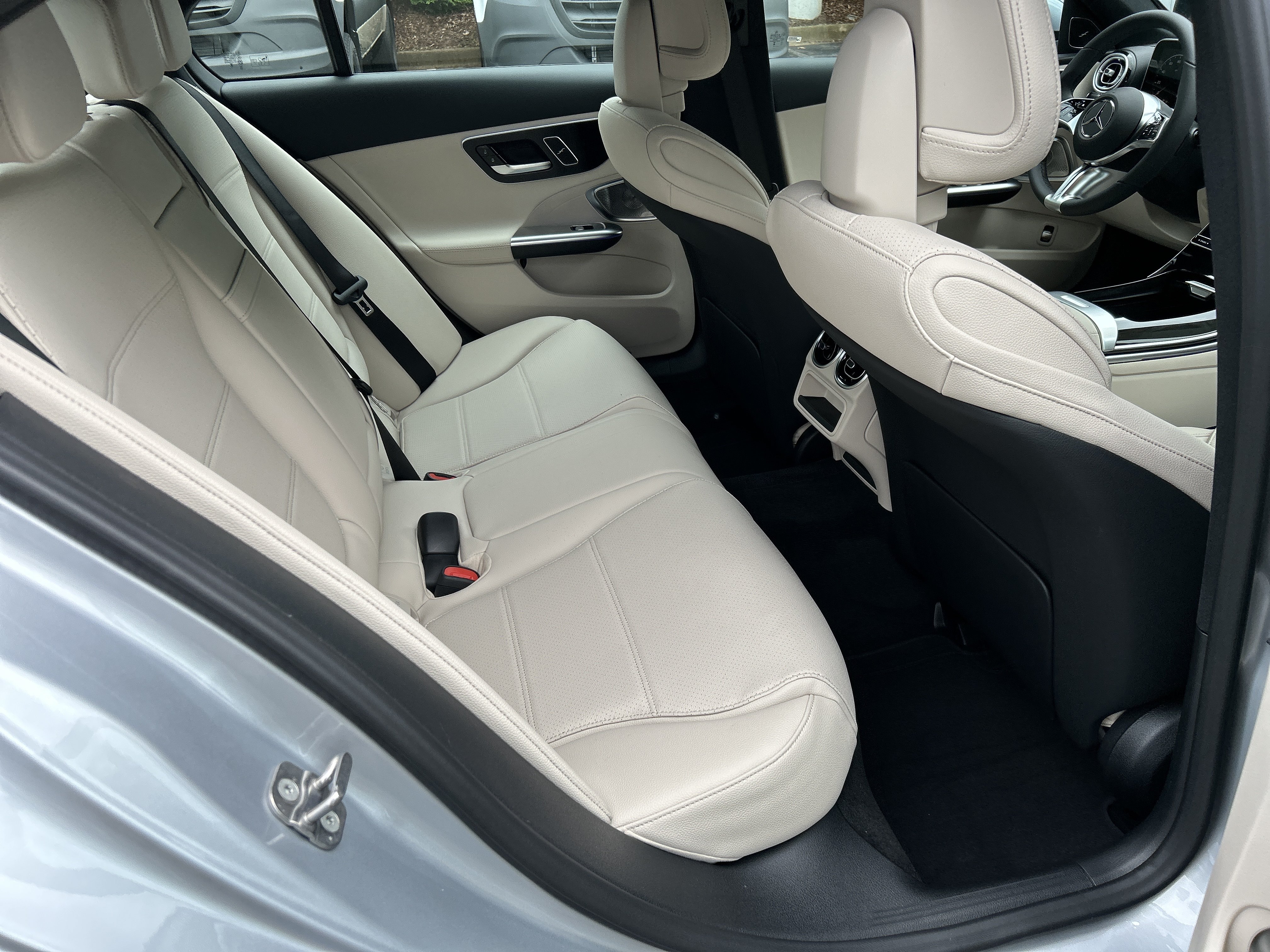 New 2026 Mercedes-Benz C 300 Sedan image 39