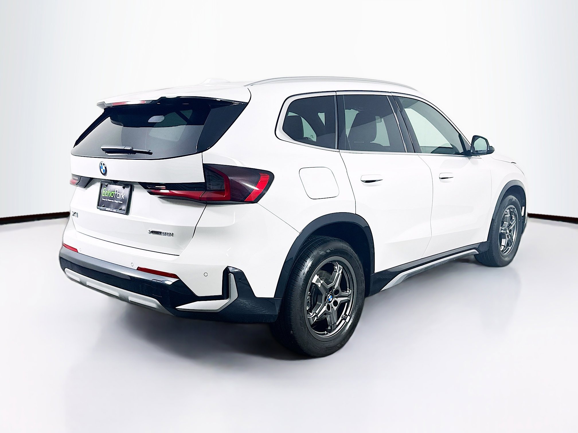 Used 2025 BMW X1 xDrive28i image 9