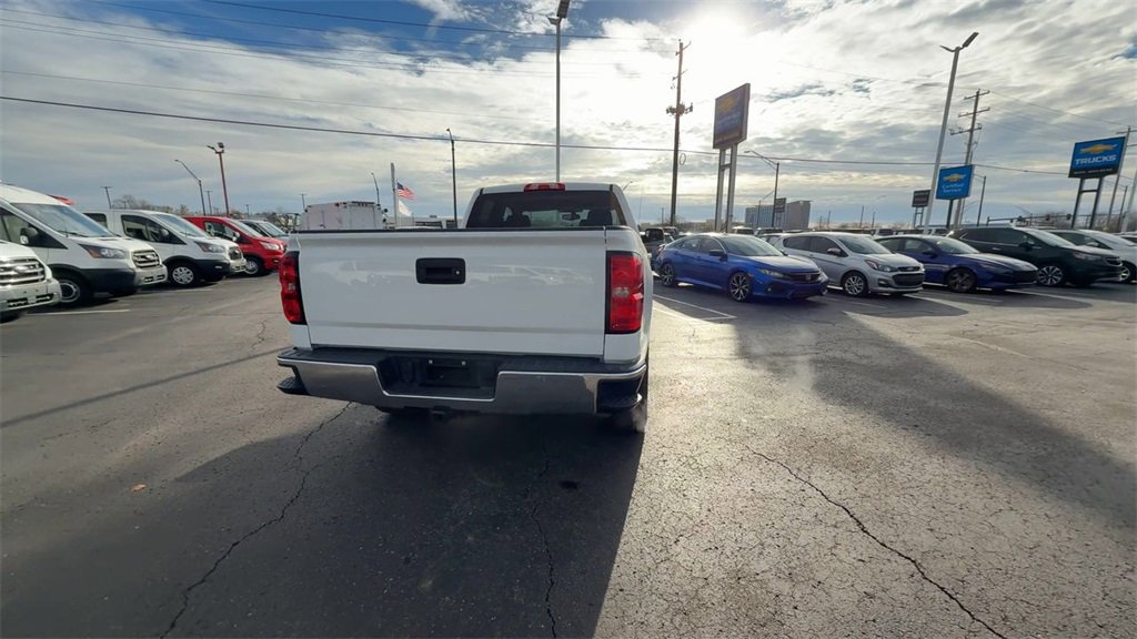 Used 2018 Chevrolet Silverado 1500 LT w/ All Star Edition image 7