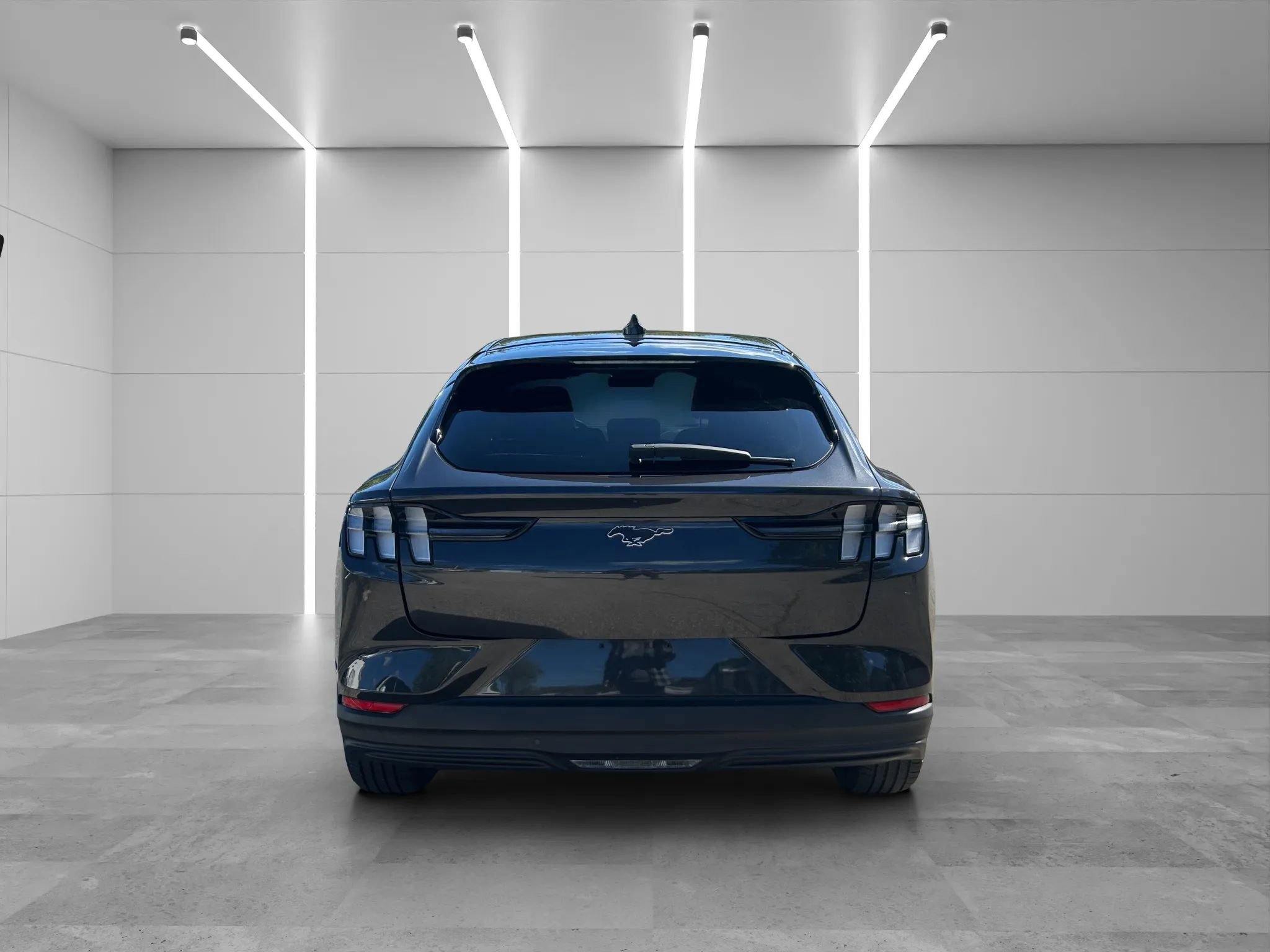 Used 2022 Ford Mustang Mach-E Select AWD/4WD image 5