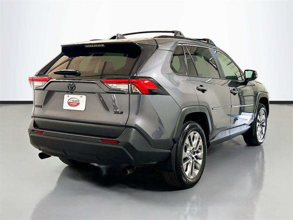Used 2025 Toyota RAV4 XLE Premium image 4