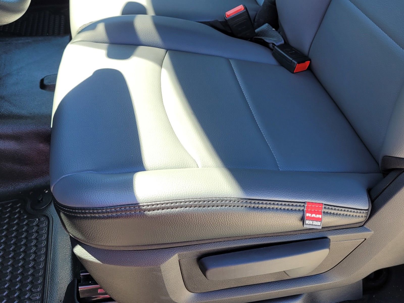 New 2024 RAM 2500 Tradesman w/ Chrome Appearance Group image 10