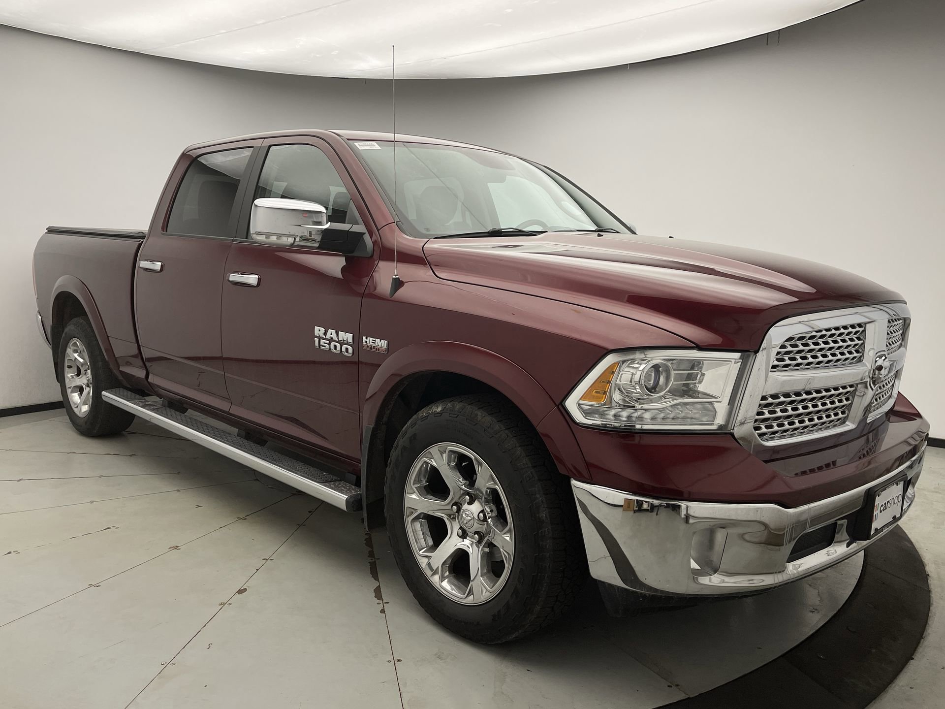 Used 2018 RAM 1500 Laramie AWD/4WD image 5