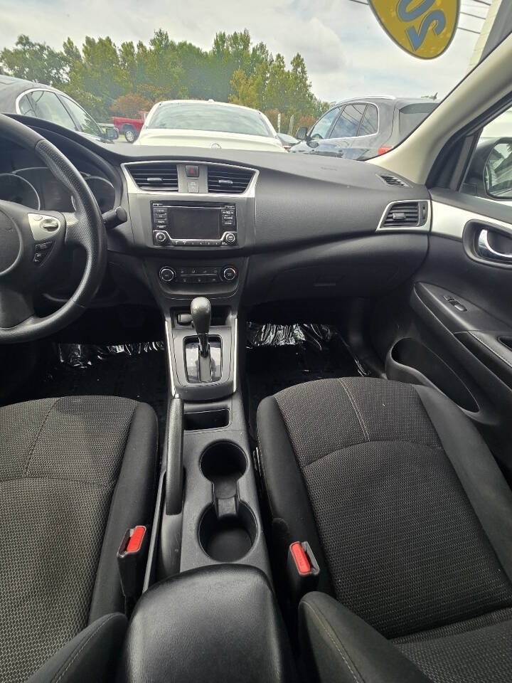 Used 2018 Nissan Sentra S FWD image 15