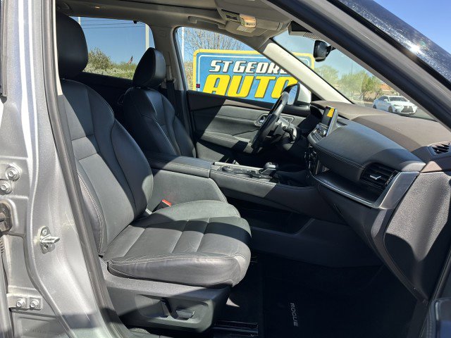 Used 2021 Nissan Rogue SL image 20