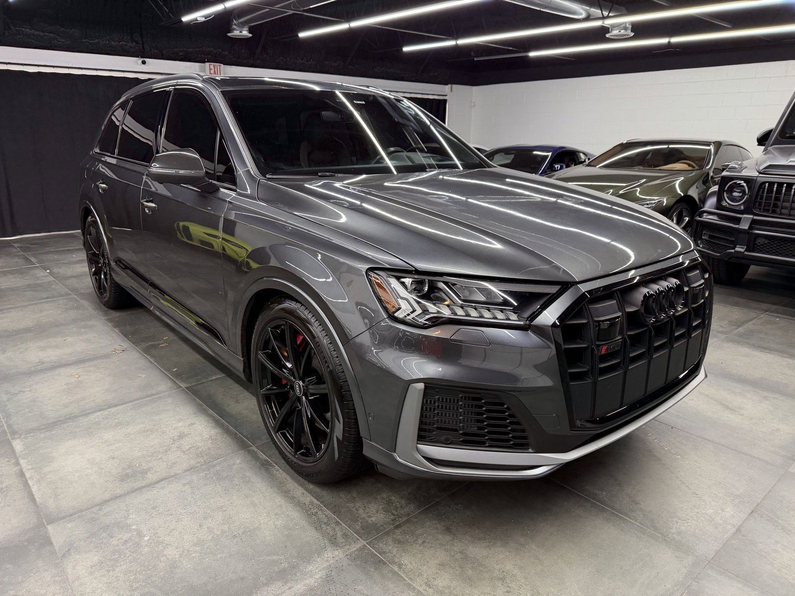 Used 2022 Audi SQ7 Prestige image 9